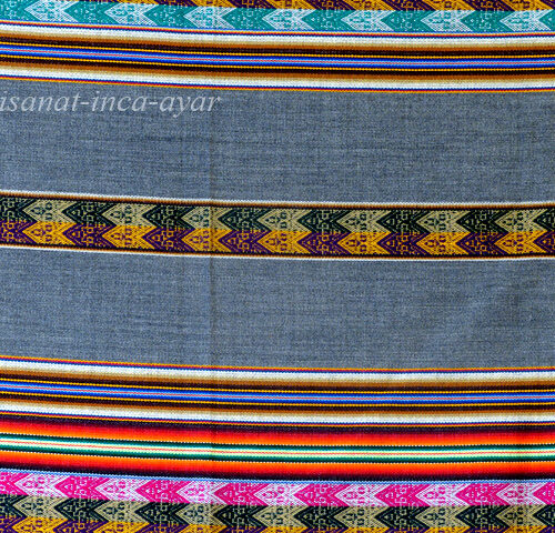 Tissu péruvien couleur gris et multicolore