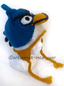 Bonnet enfant en laine motif "angry bird"