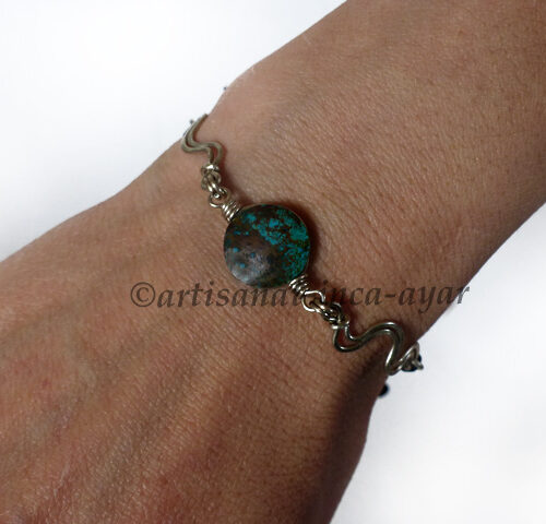 Bracelet en métal argenté et pierre de chrysocolle ronde