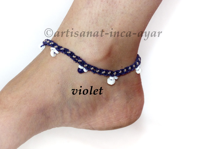 Bracelets de cheville en macramé