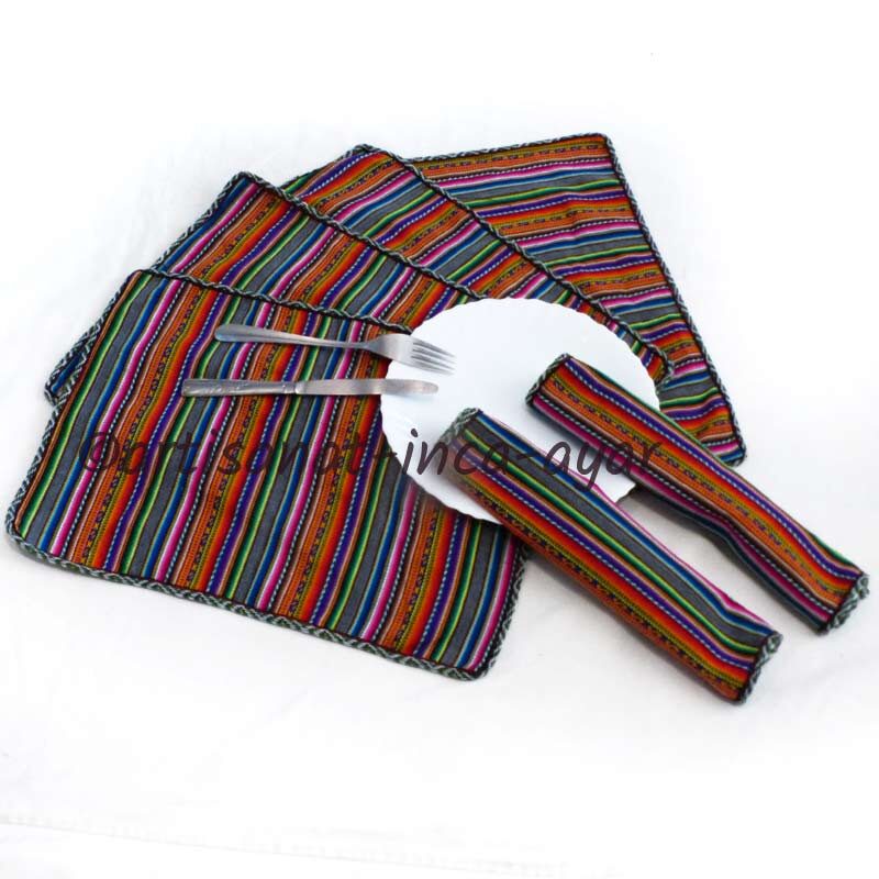 Sets de table en tissu péruvien gris et multicolore