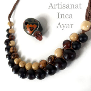 Collier double rangée de graines naturelles