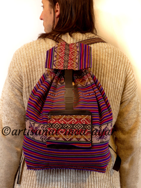 Sac à dos en tissu péruvien violet