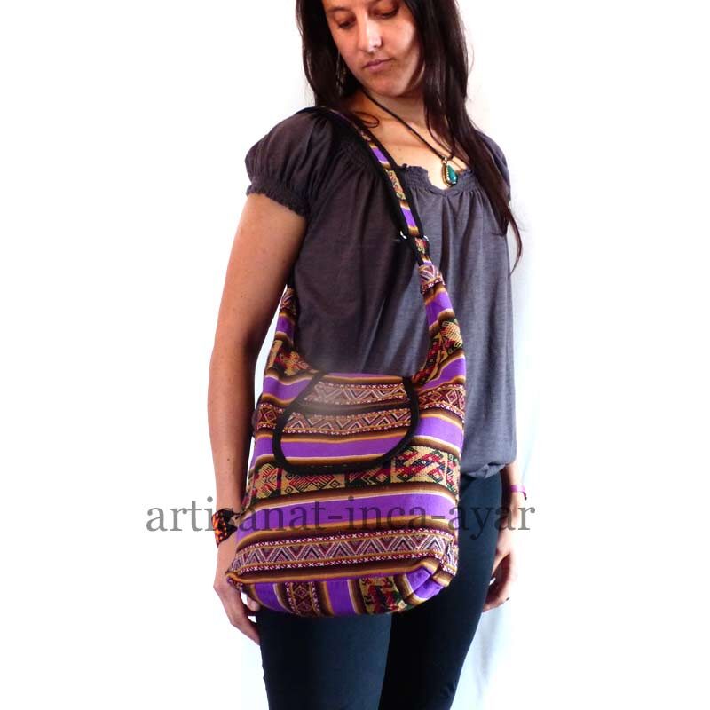 Grand sac à bandouliere en tissu peruvien violet et marron