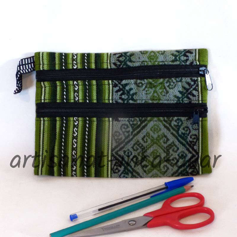 Trousse plate 2 fermetures en tissu peruvien vert