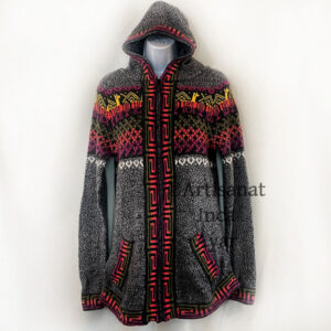gilet gris et multicolore