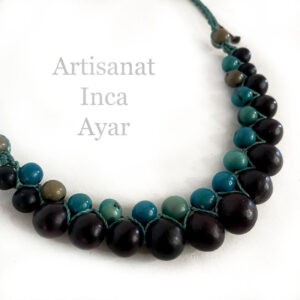 Collier double rangée de graines noires et teintées bleues