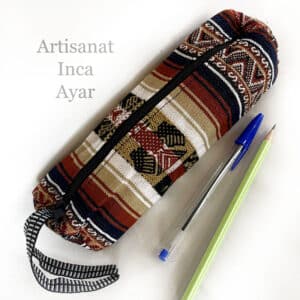 Trousse tube en tissu péruvien marron